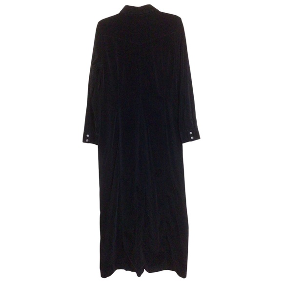 Eddie Bauer Women's Velour Button Up Maxi Dress Size Medium - Picture 5 of 5